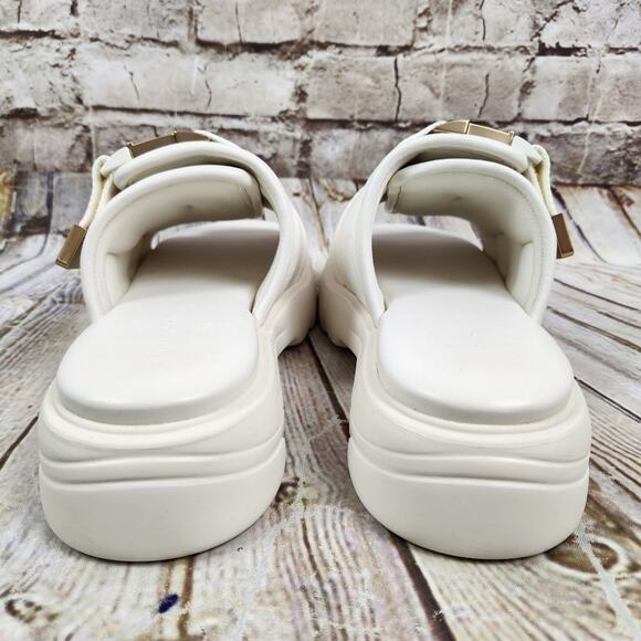 Bottega Veneta Flash Buckle Sandals in String Cream Size 38 US 8 With Box - Picture 8 of 12